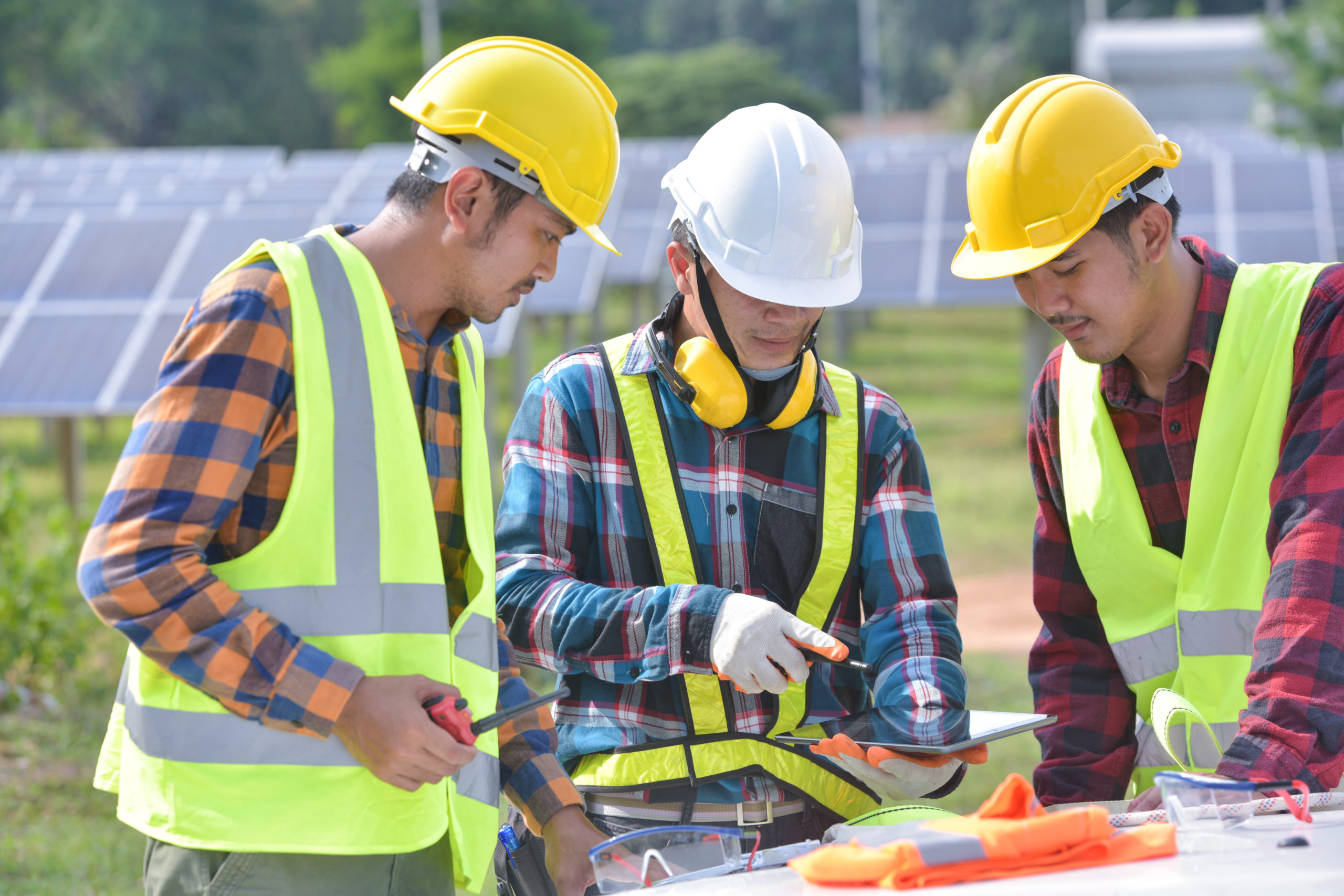 4 Ways to Improve Your Field Service Operations - BizWitty
