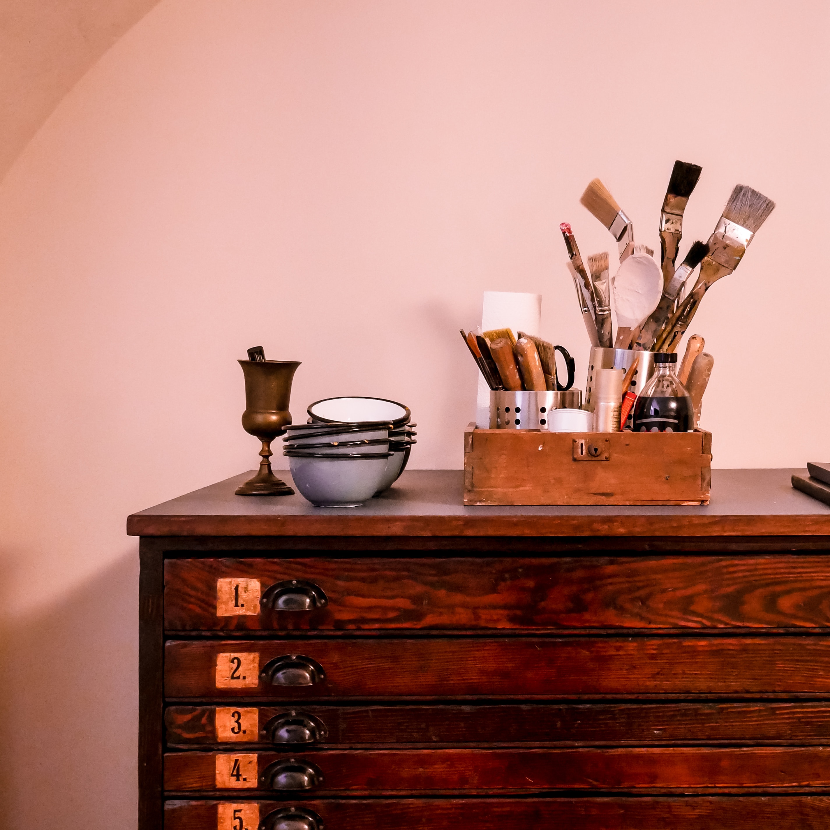 Challenges for Furniture Manufacturers (And Solutions) BizCover